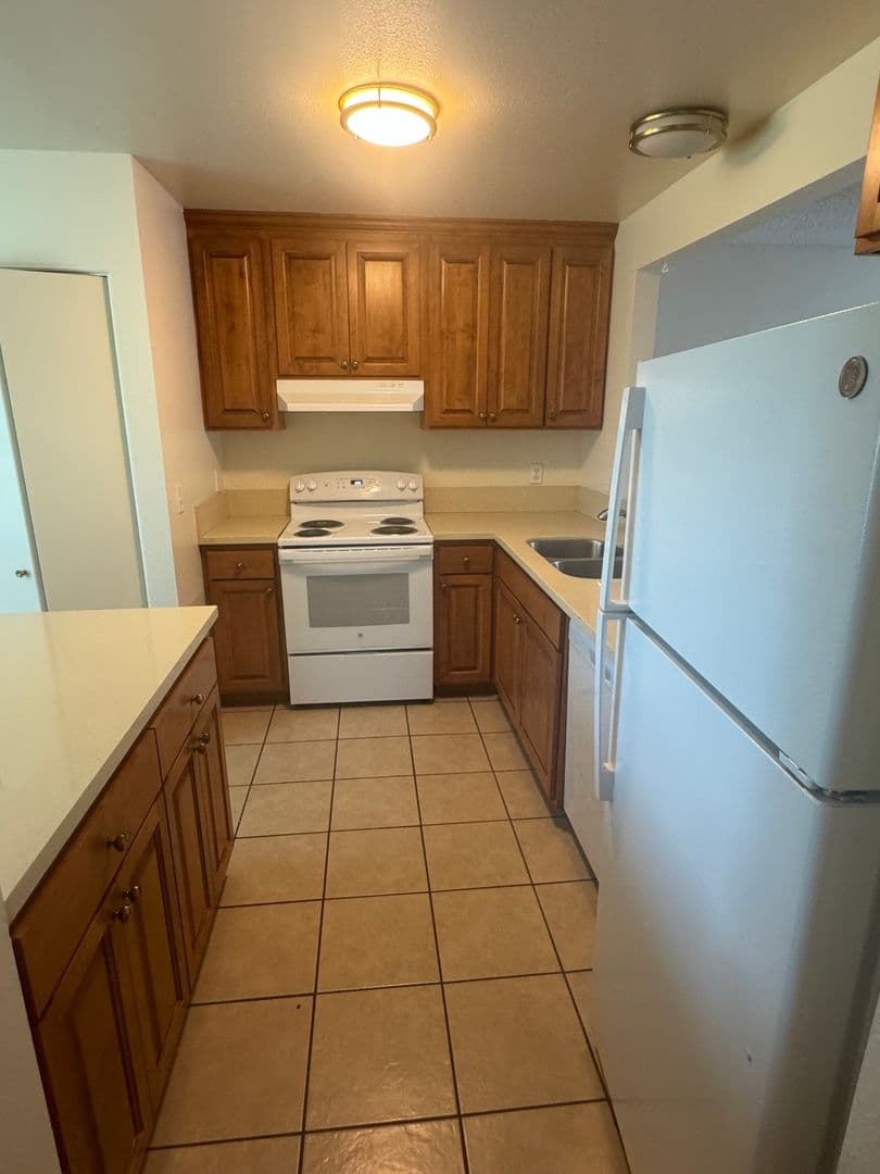Riverside Condo: 4722 Knickerbocker Ln