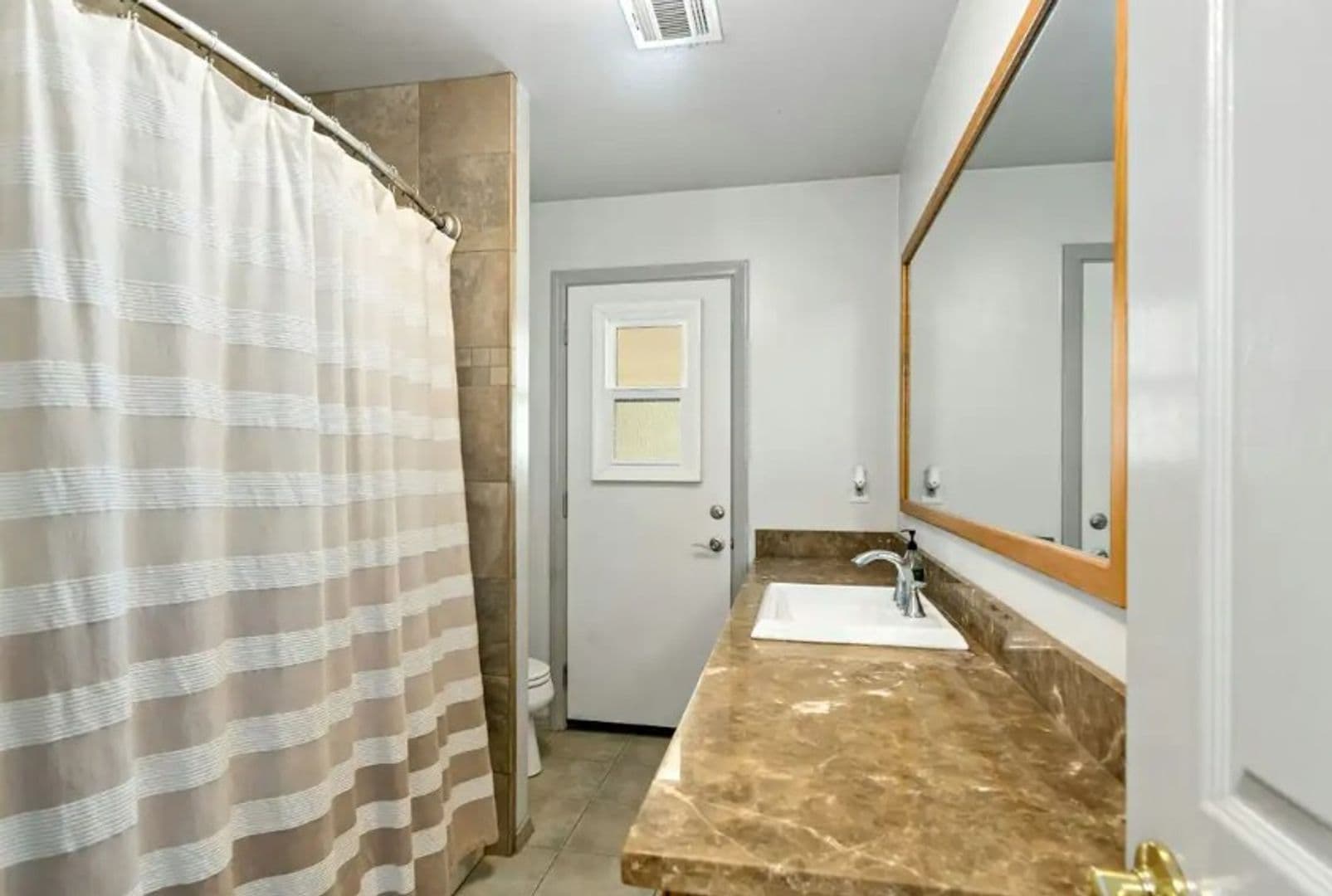 Temecula House: 38970 Yuma Ln