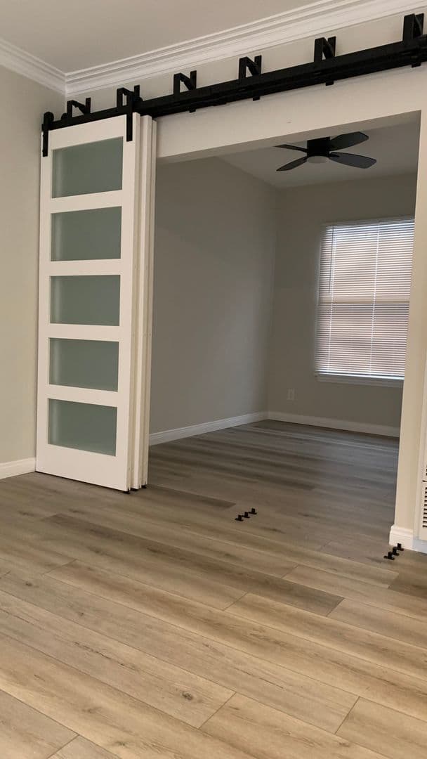 West Hollywood Apartment: 1316 Havenhurst Drive