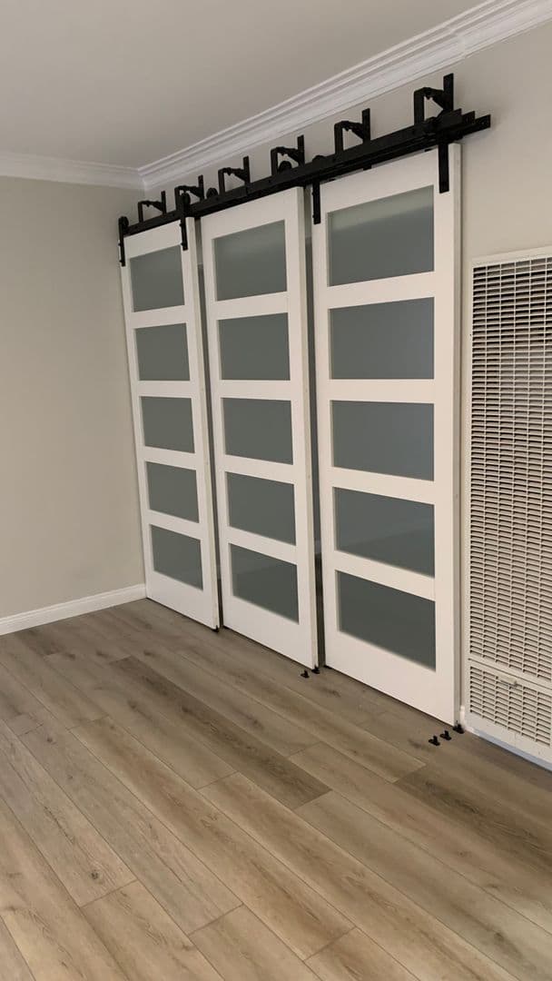 West Hollywood Apartment: 1316 Havenhurst Drive