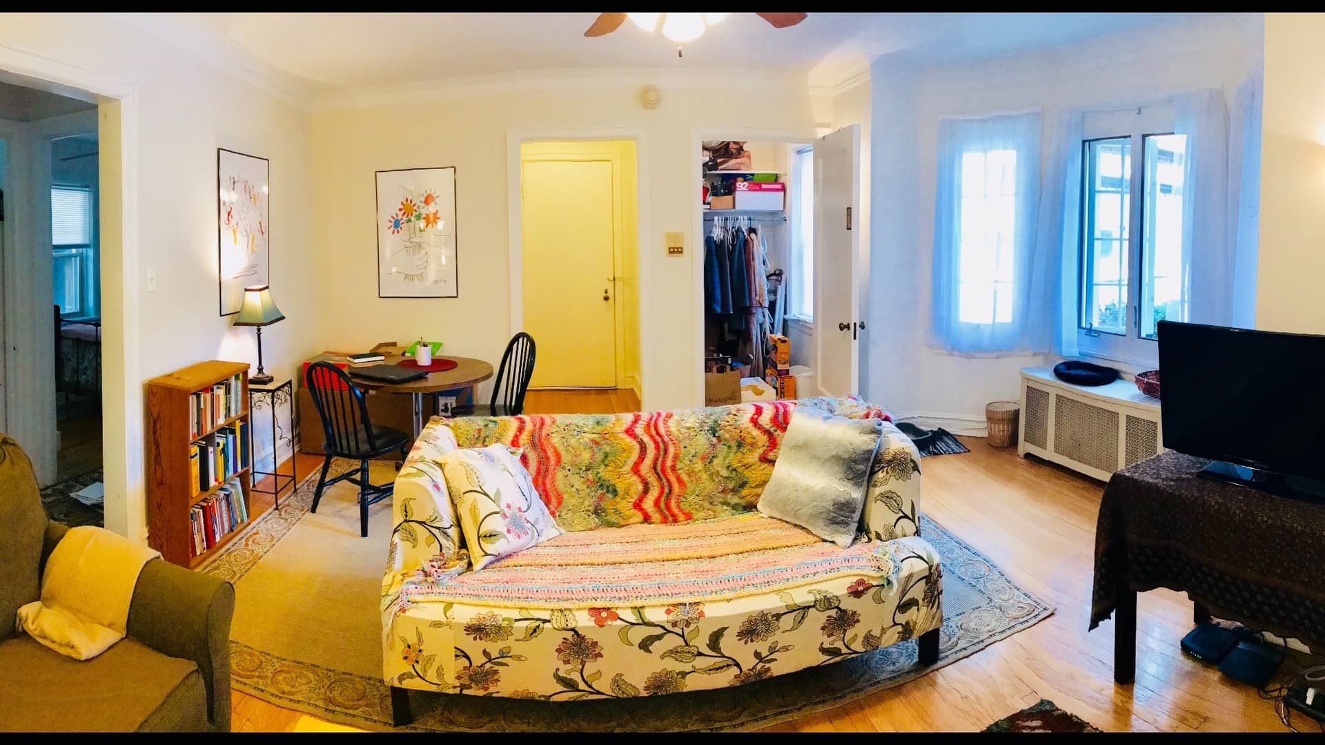 Winnetka Apartment: 460 Winnetka Ave.