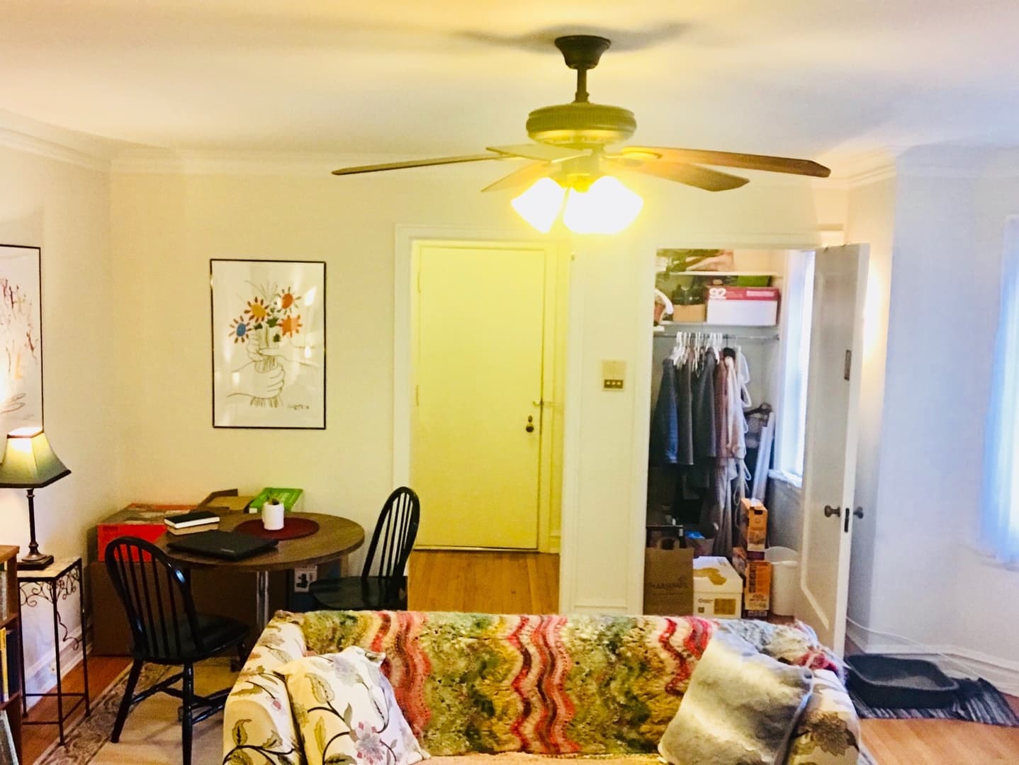 Winnetka Apartment: 460 Winnetka Ave.