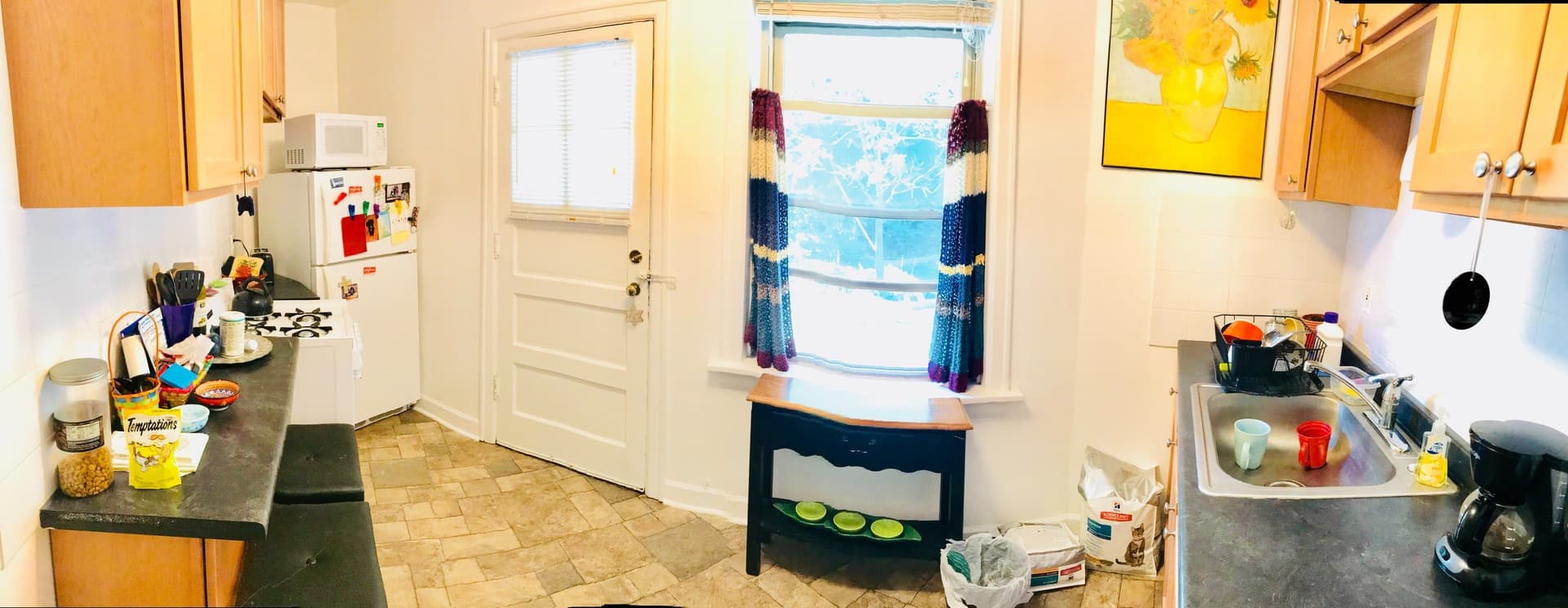 Winnetka Apartment: 460 Winnetka Ave.
