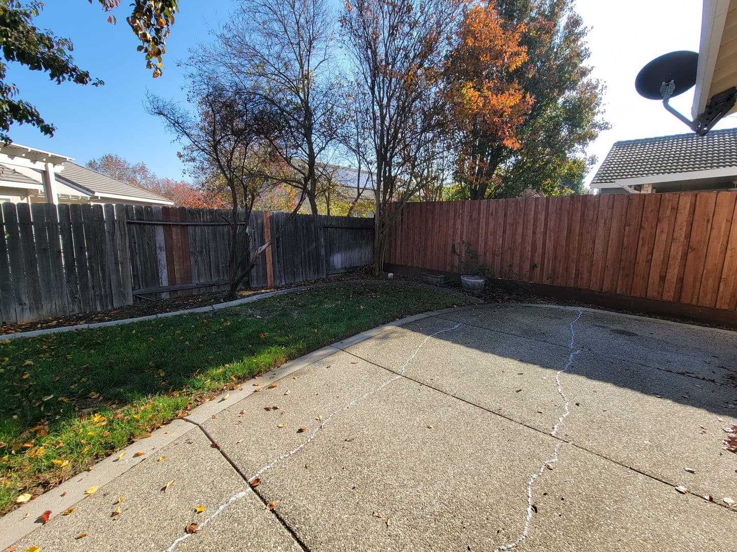 Sacramento House: 619 Alcantar Circle