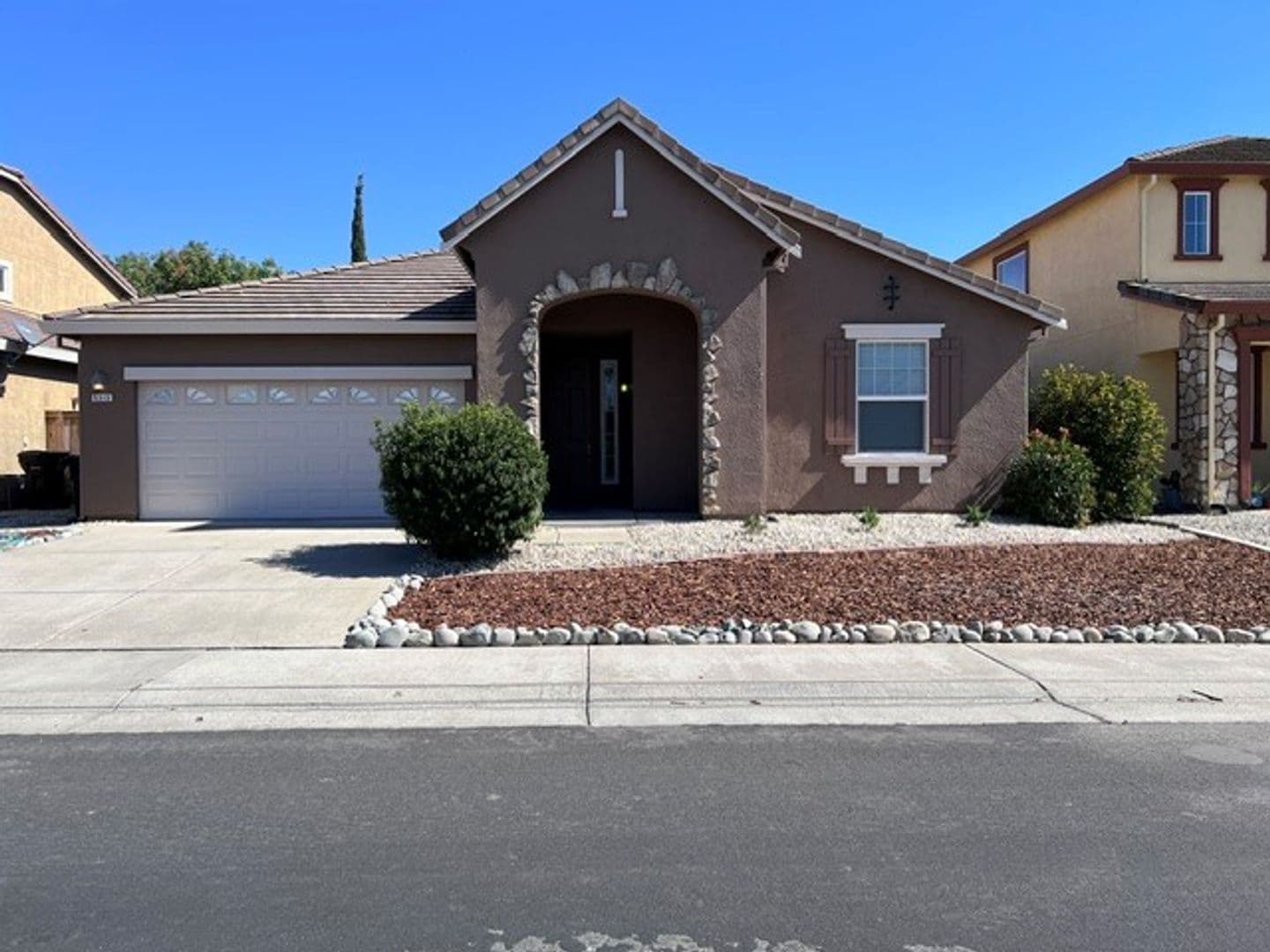 Elk Grove House: 5313 White Lotus Way