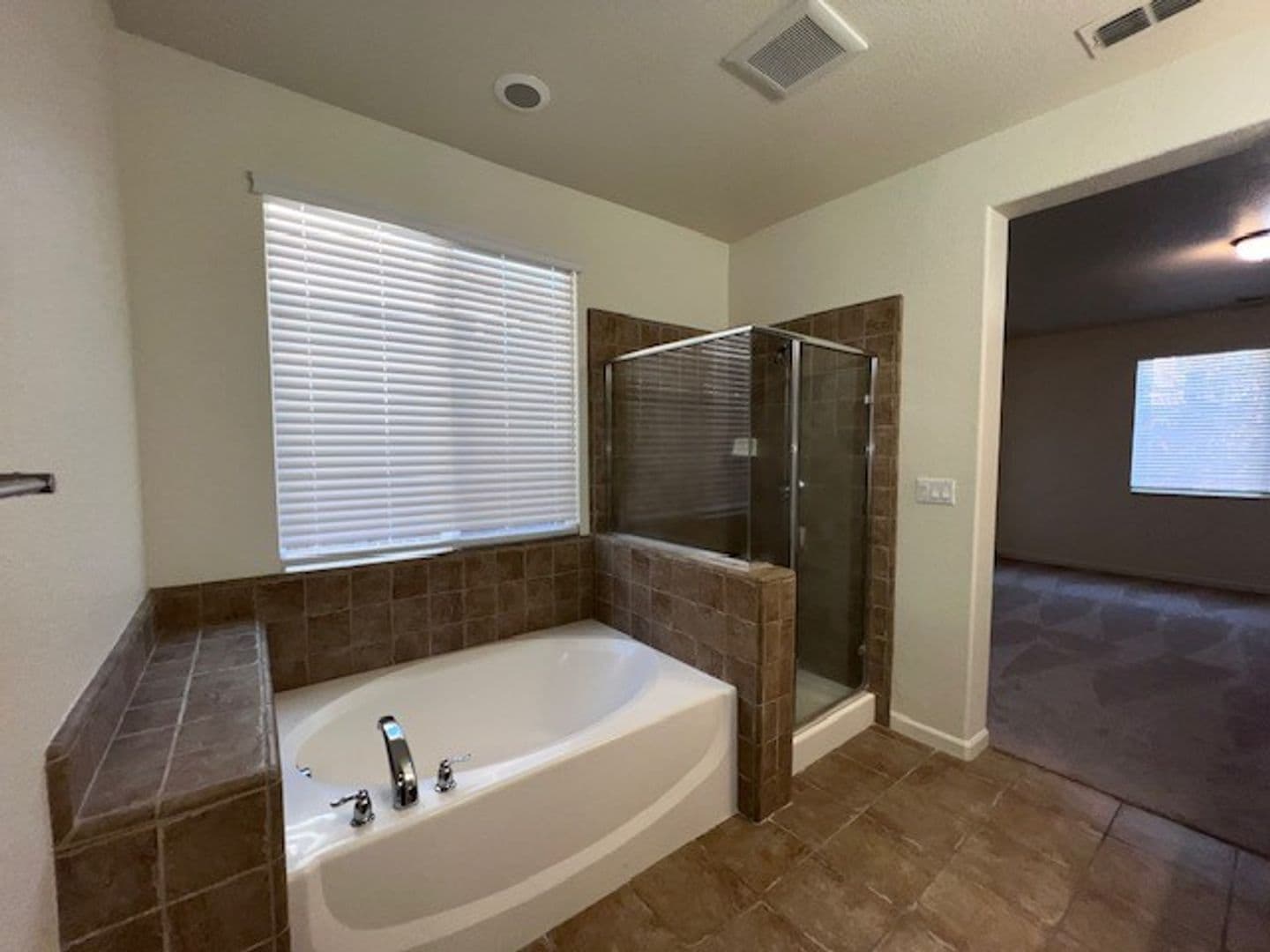 Elk Grove House: 5313 White Lotus Way