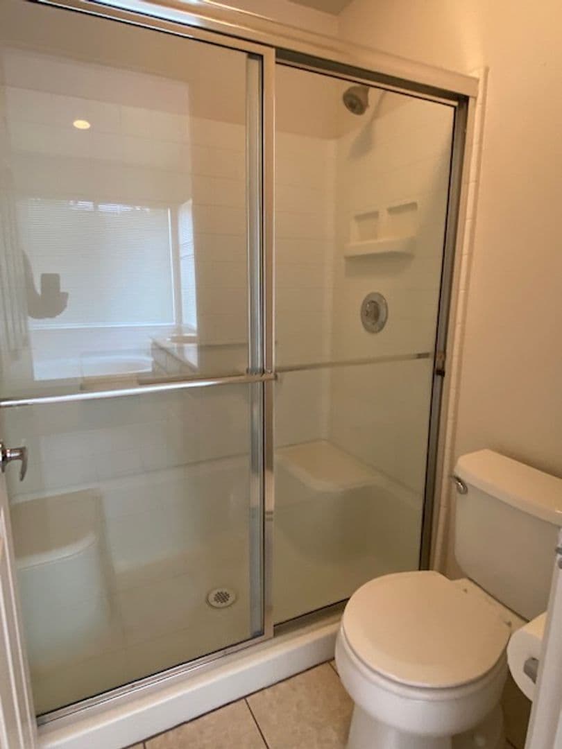 Roseville House: 1113 Caversham Way
