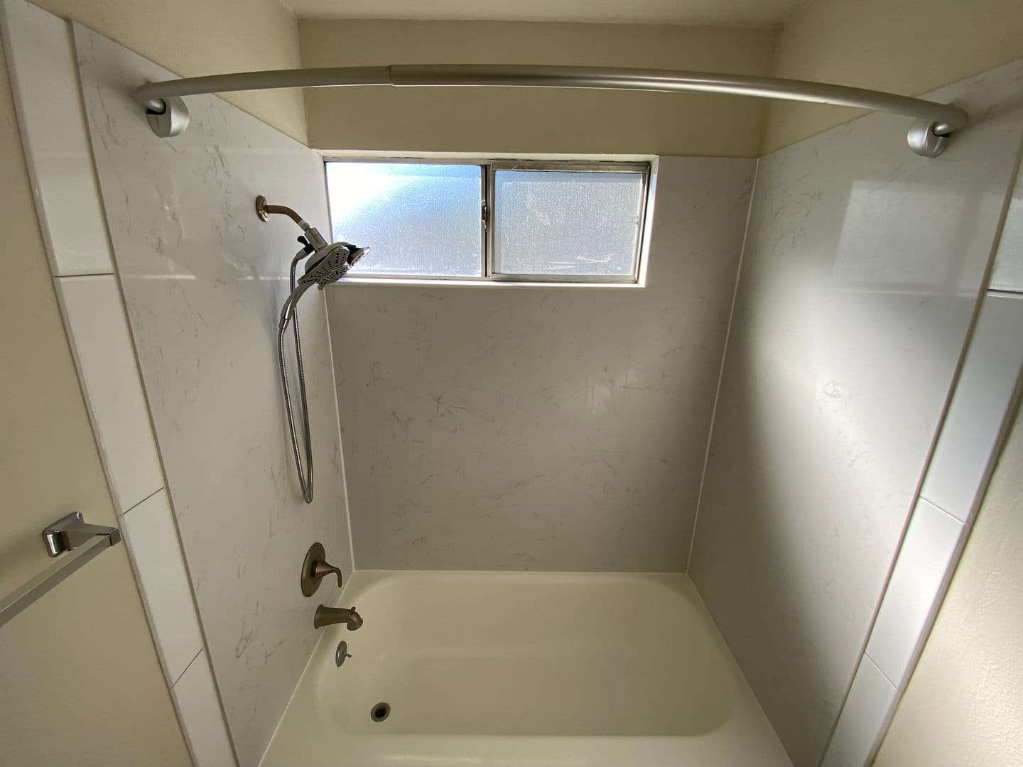 Sacramento Townhome: 8879 Salmon Falls Drive #C