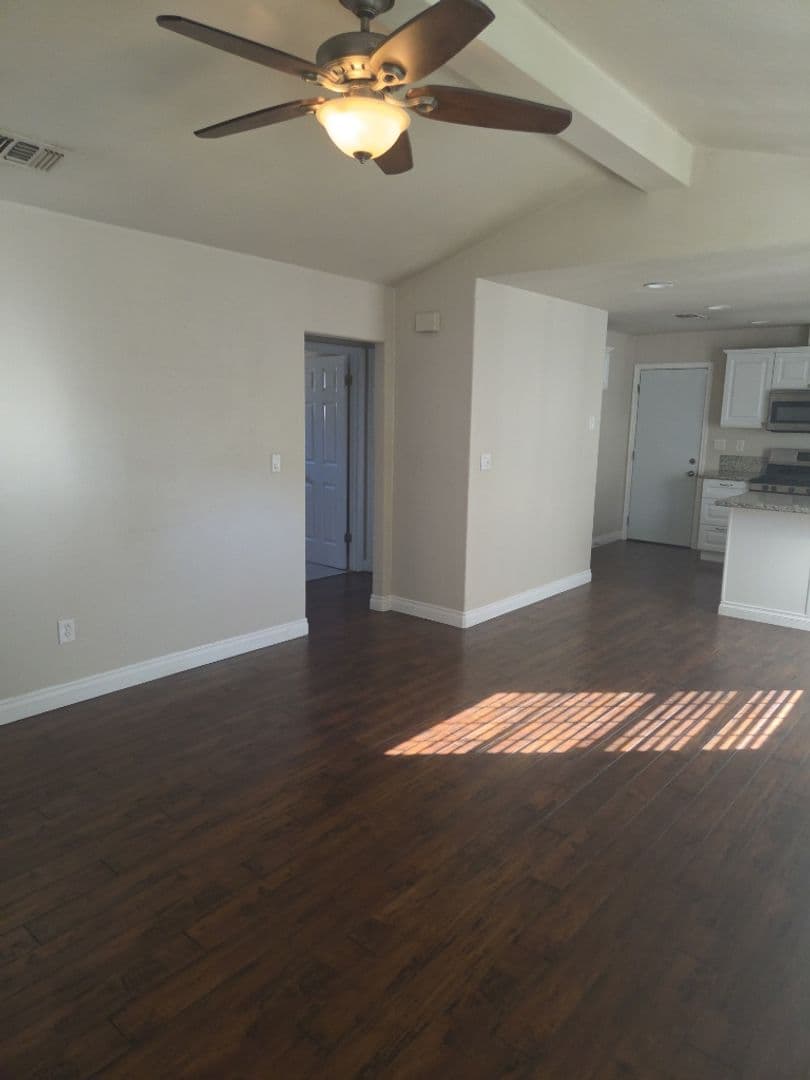 Sacramento House: 4205 56th St