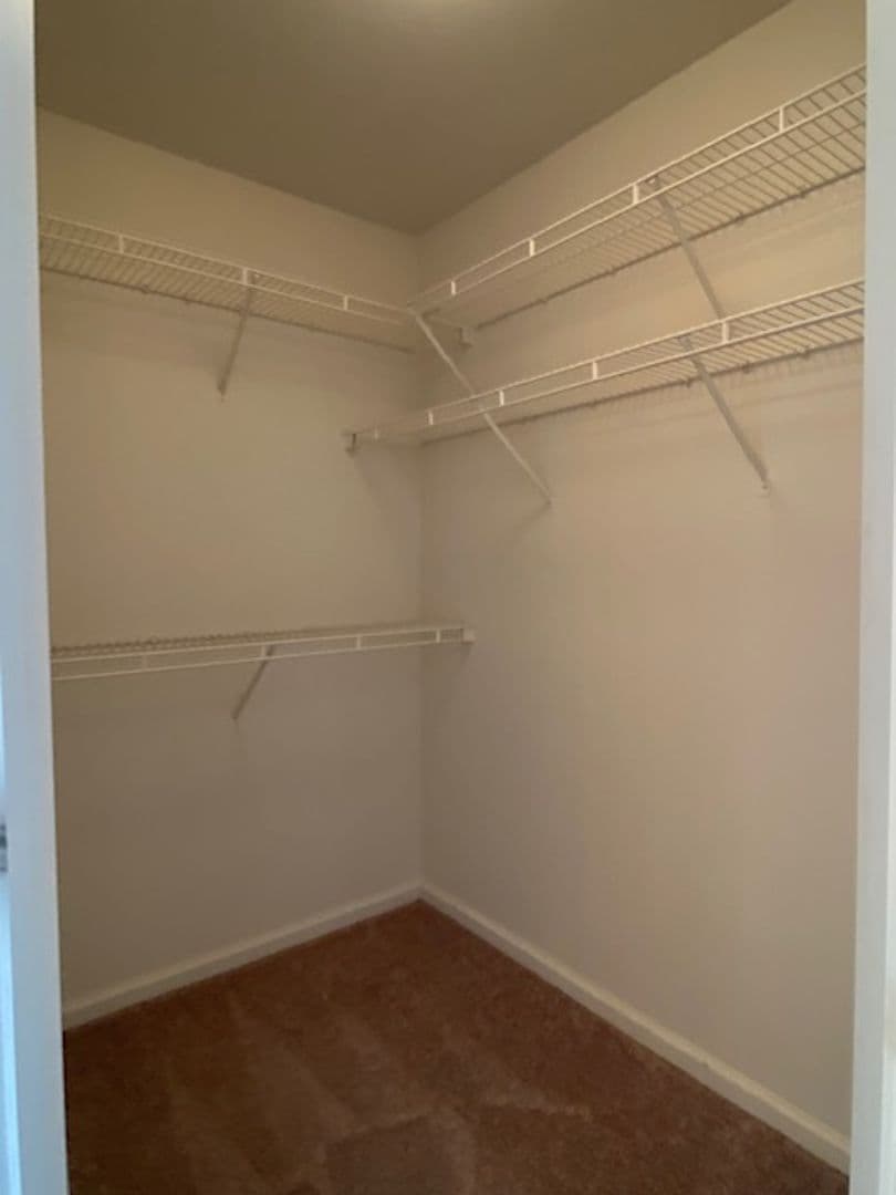 Roseville House: 1113 Caversham Way
