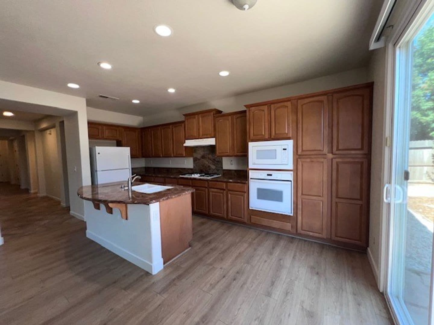 Elk Grove House: 5313 White Lotus Way