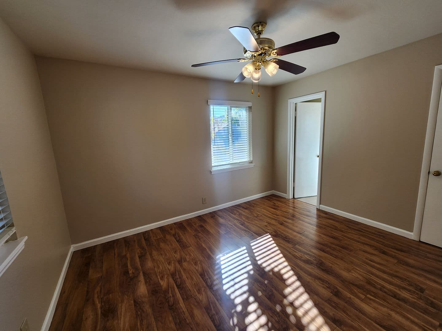 Sacramento Apartment: 4539 V St #A-D
