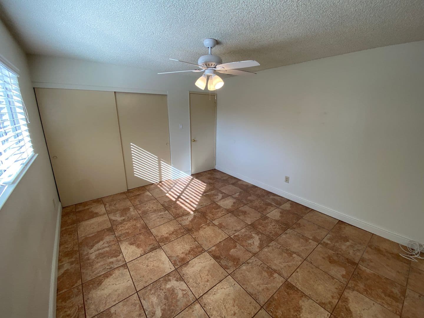 Sacramento Townhome: 8879 Salmon Falls Drive #C