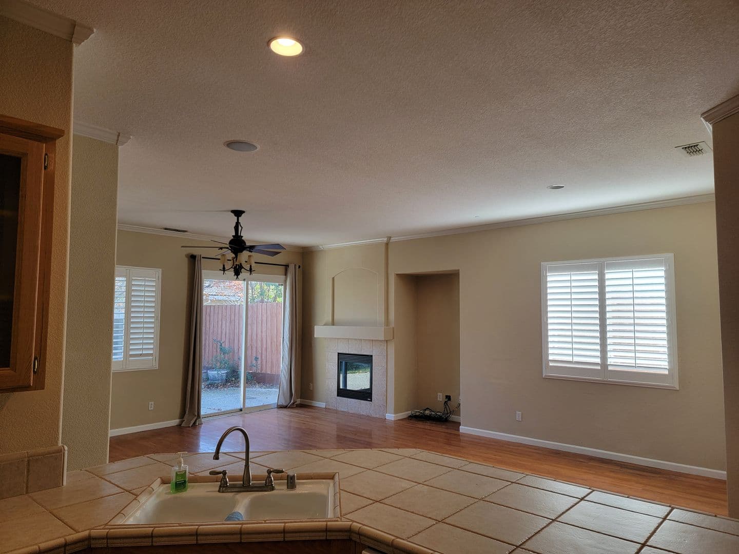Sacramento House: 619 Alcantar Circle