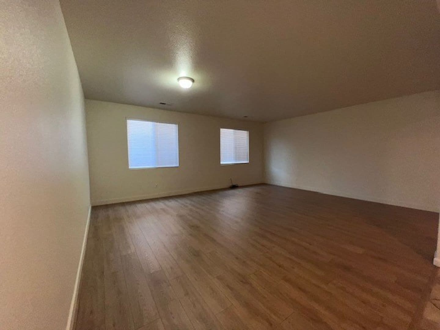 Elk Grove House: 5313 White Lotus Way