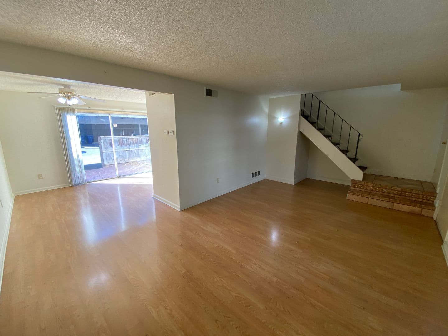 Sacramento Townhome: 8879 Salmon Falls Drive #C