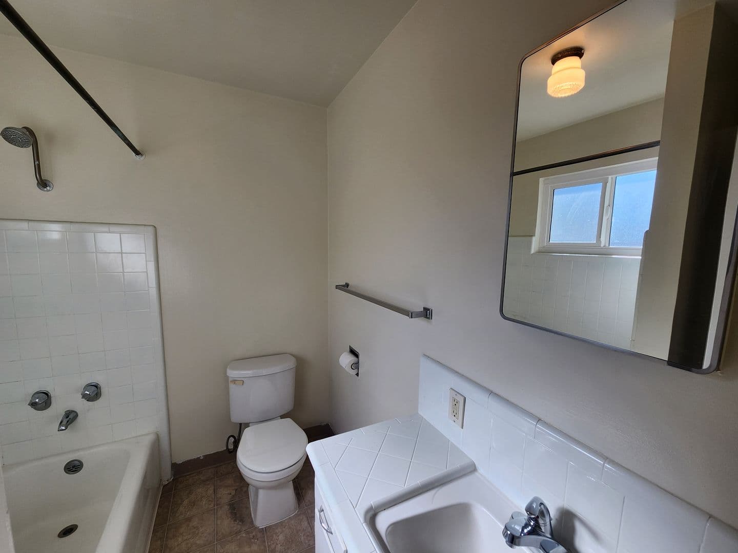 Sacramento Apartment: 4539 V St #A-D