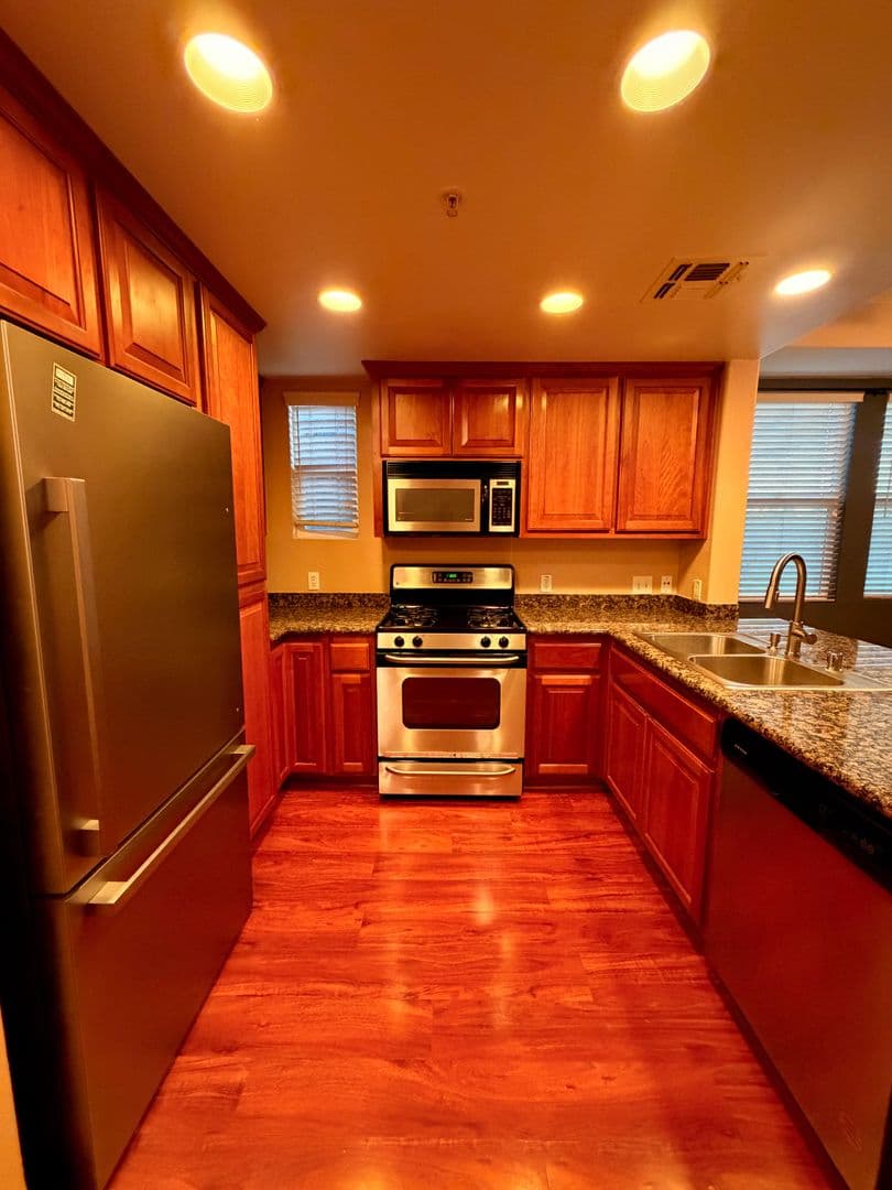 Sacramento House: 4800 Westlake Parkway #2908