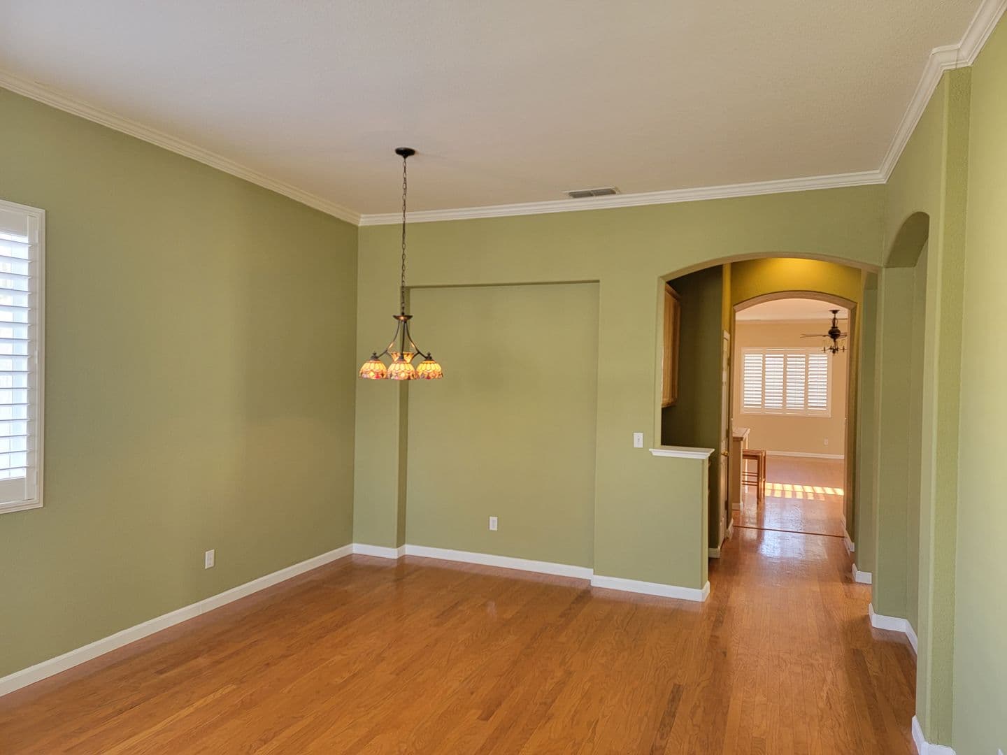 Sacramento House: 619 Alcantar Circle