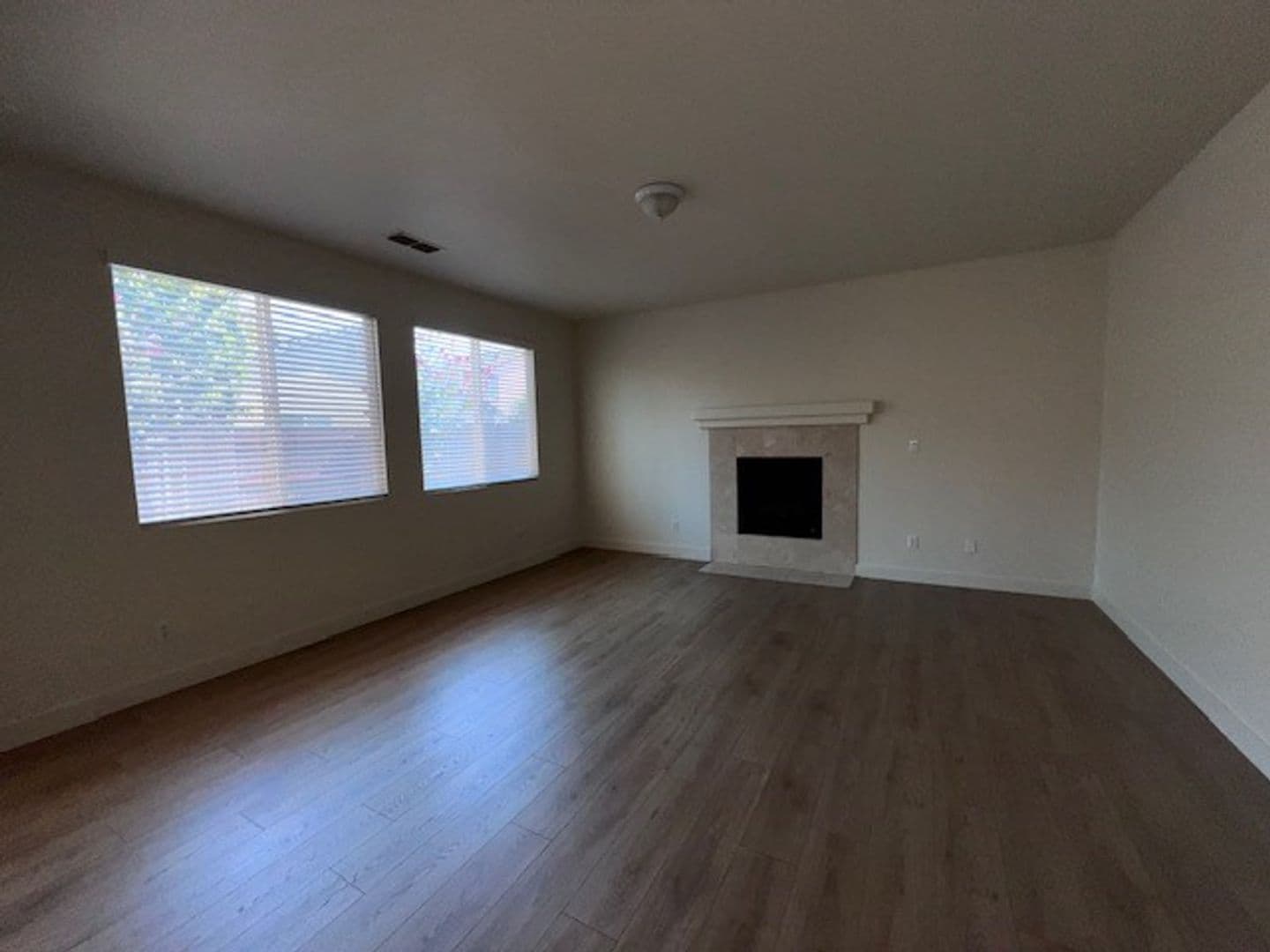 Elk Grove House: 5313 White Lotus Way