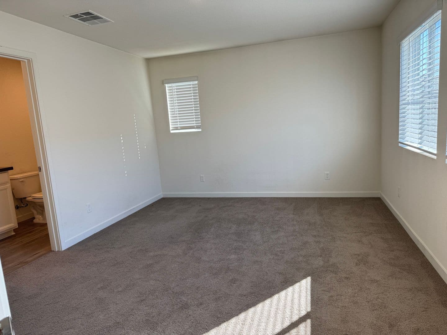 Roseville House: 3073 Pruett Drive