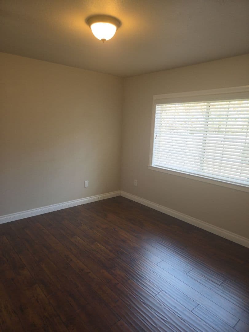 Sacramento House: 4205 56th St