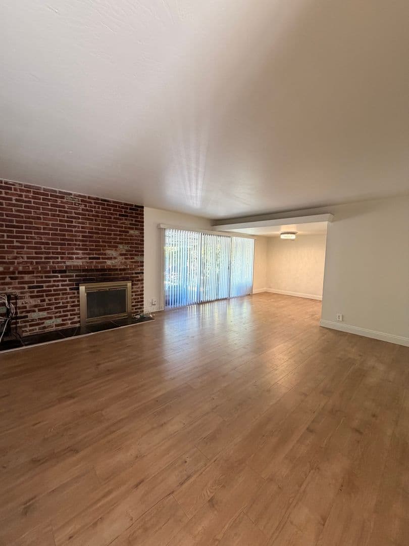 Sacramento House: 6431 Everest Way