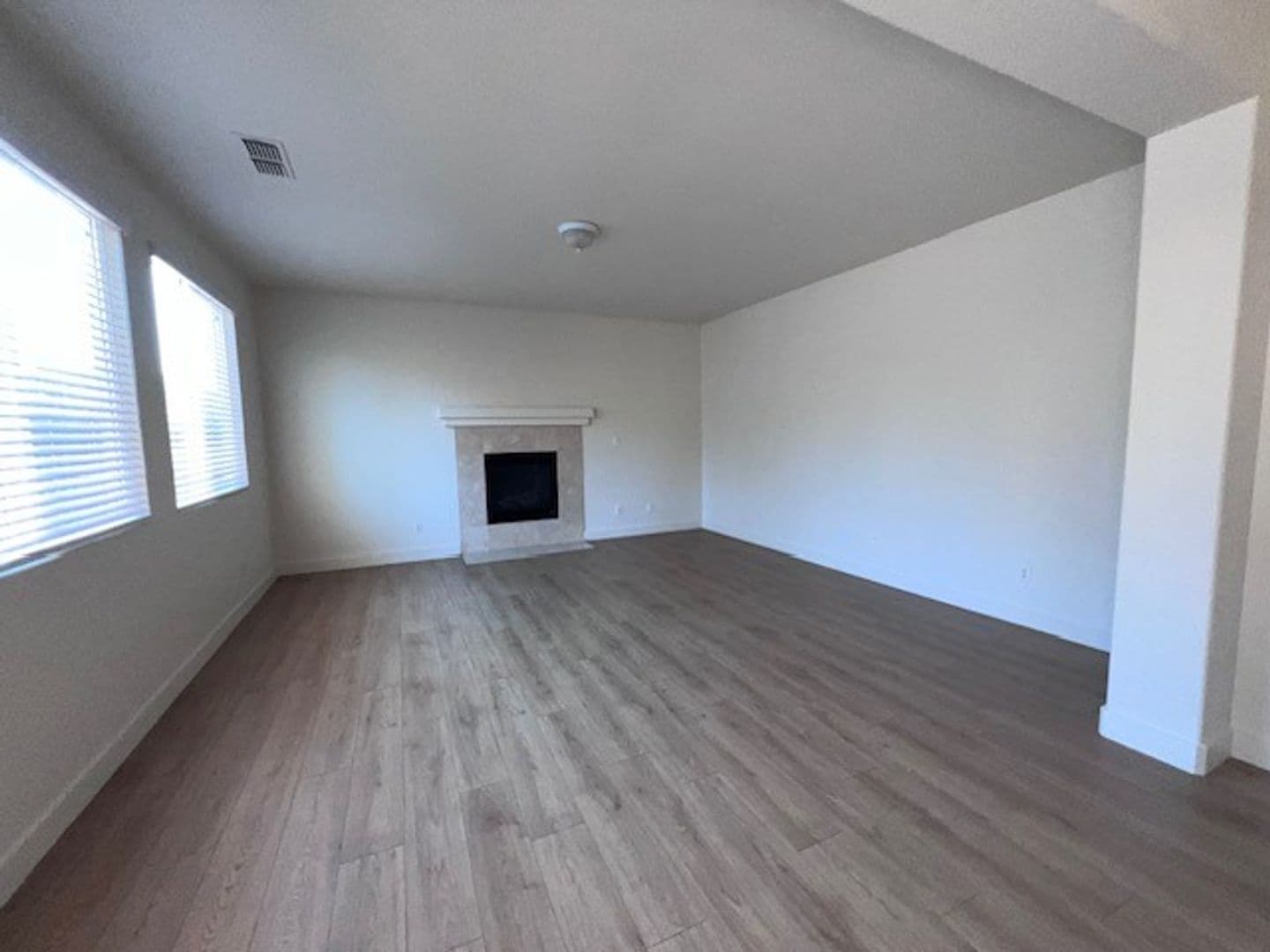 Elk Grove House: 5313 White Lotus Way