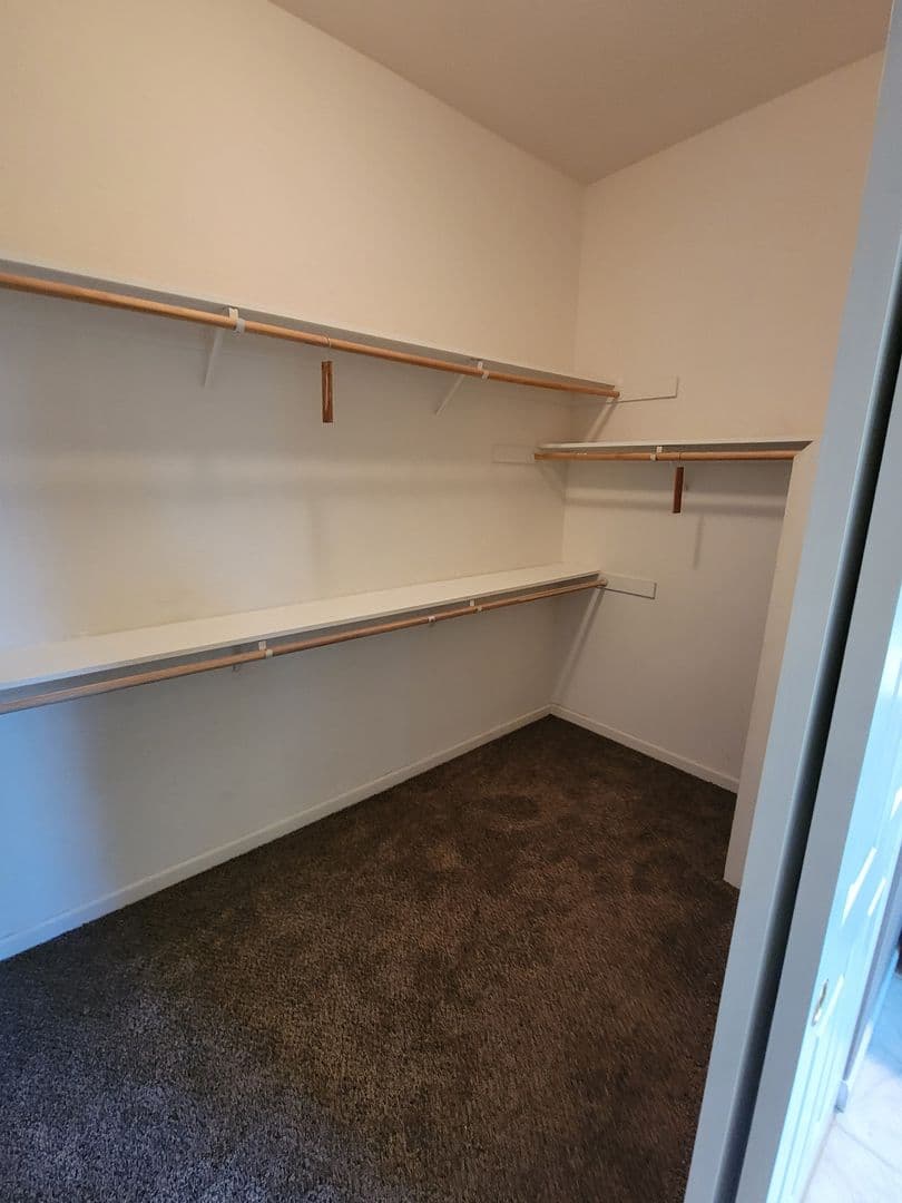 Sacramento House: 619 Alcantar Circle