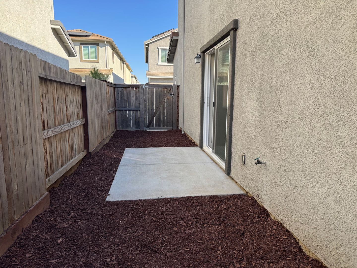 Roseville House: 3073 Pruett Drive