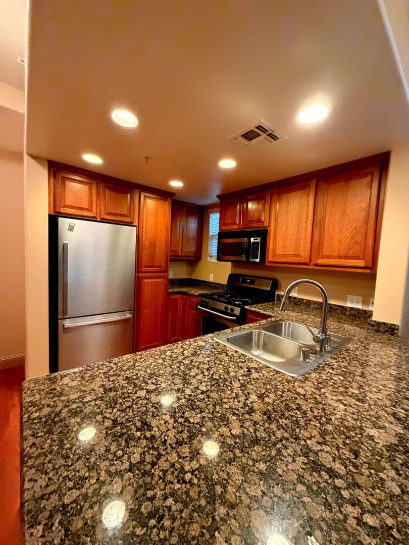 Sacramento House: 4800 Westlake Parkway #2908
