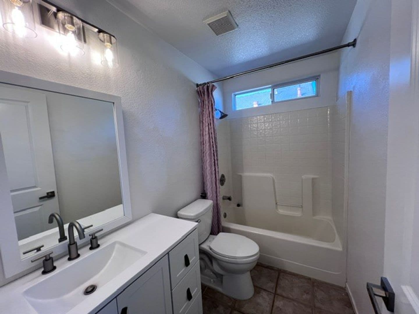 Elk Grove House: 8120 Village Brook Way