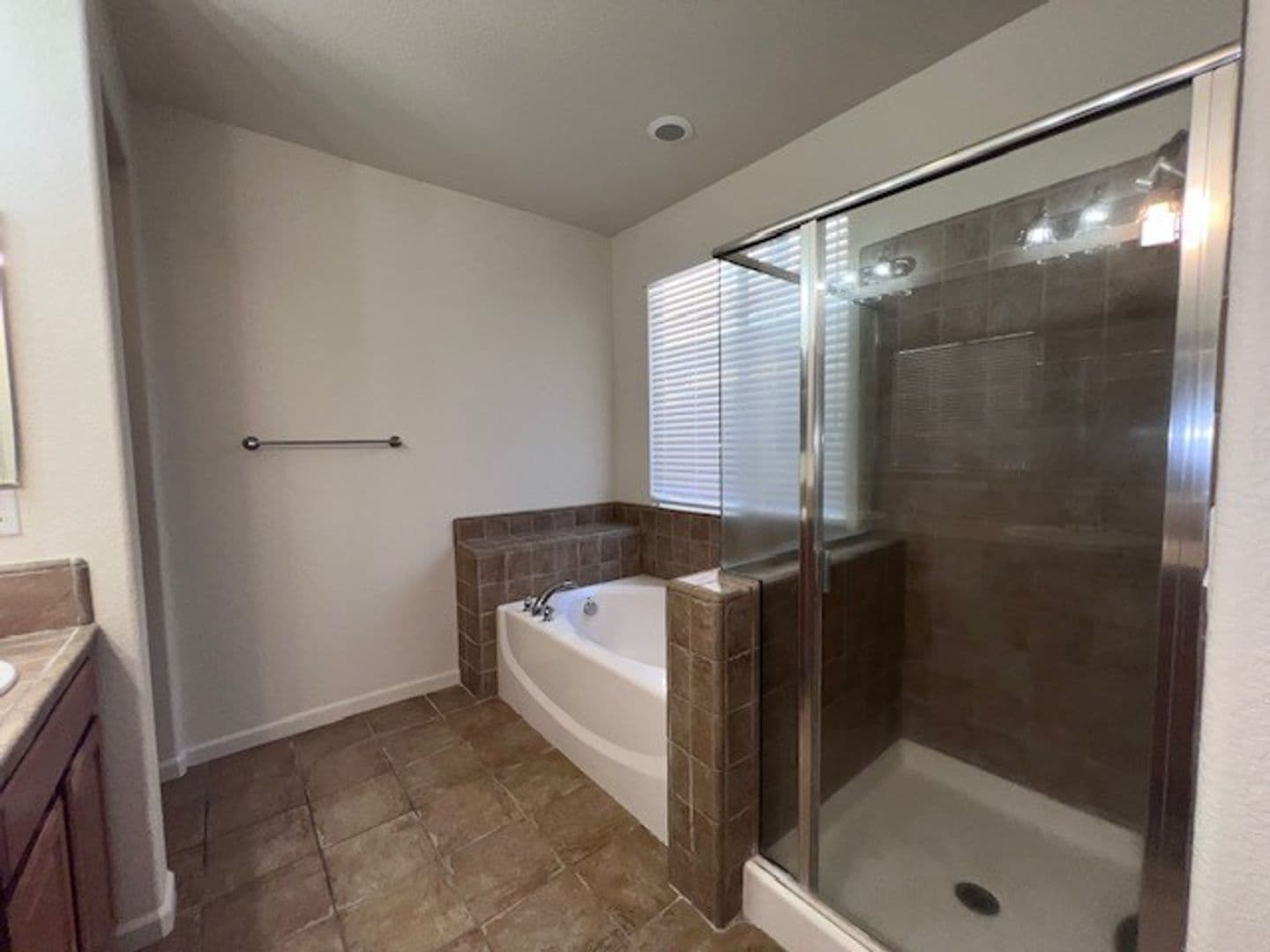Elk Grove House: 5313 White Lotus Way