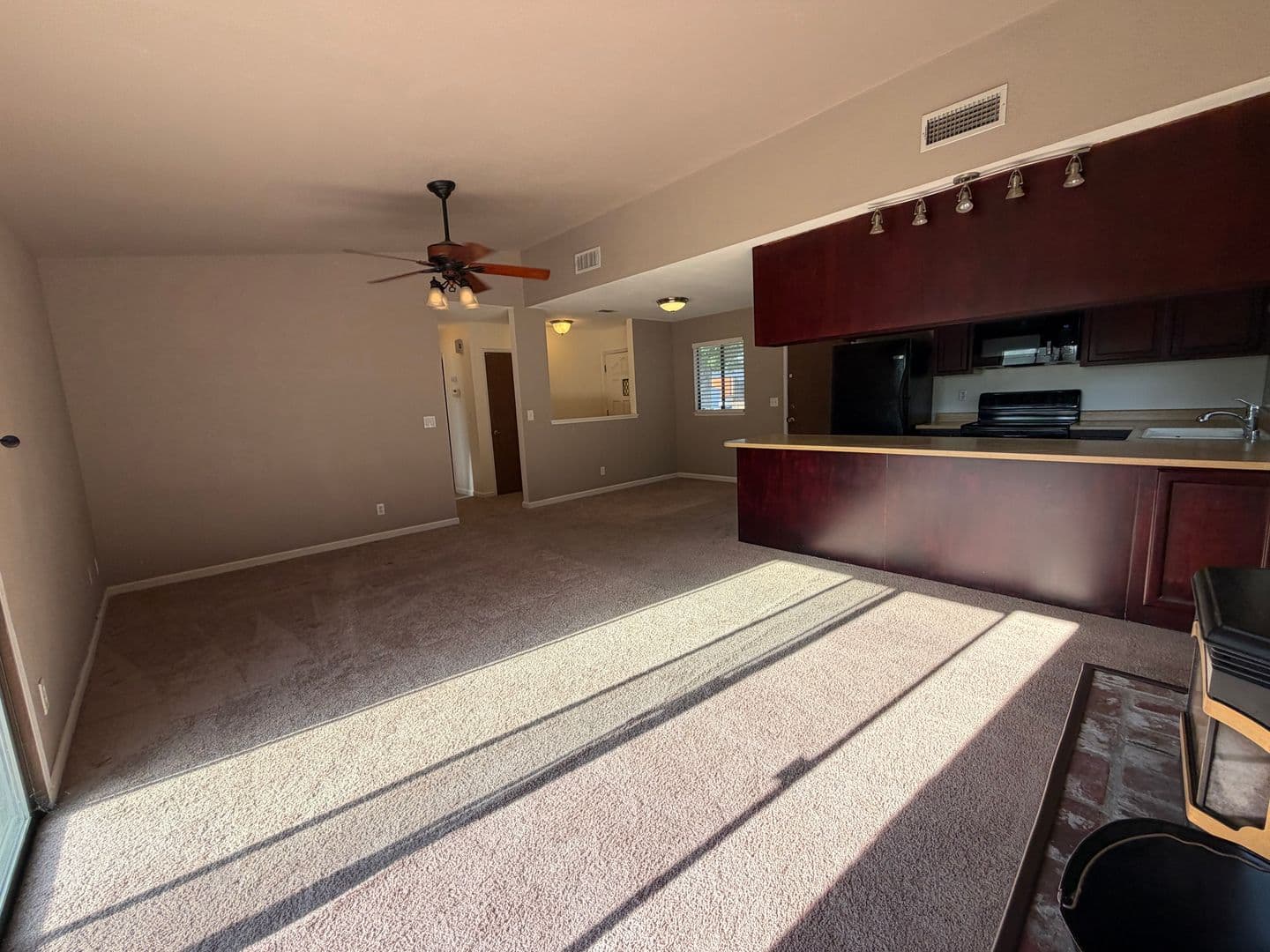 Citrus Heights House: 7724 Woodchuck Way