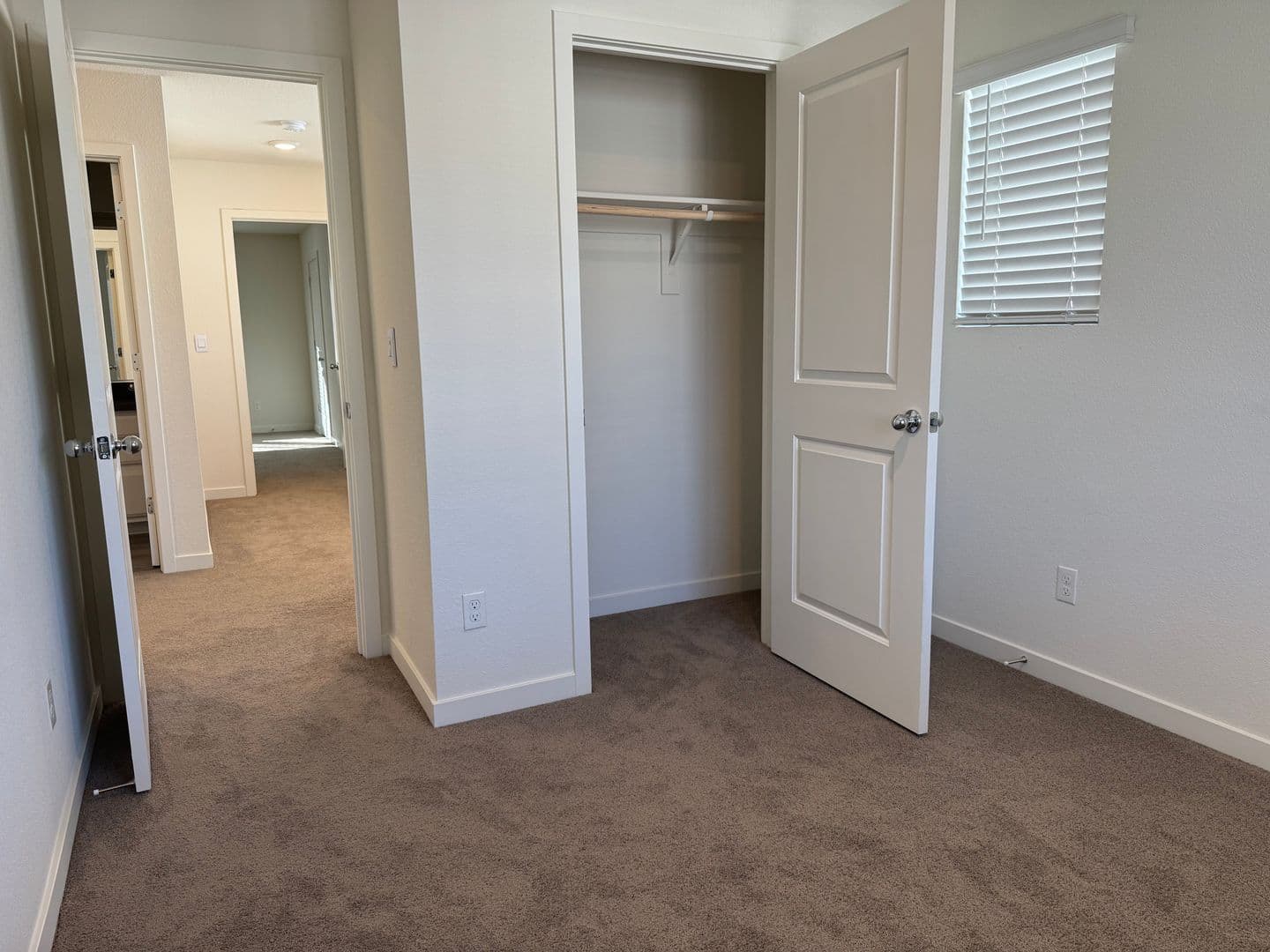 Roseville House: 3073 Pruett Drive