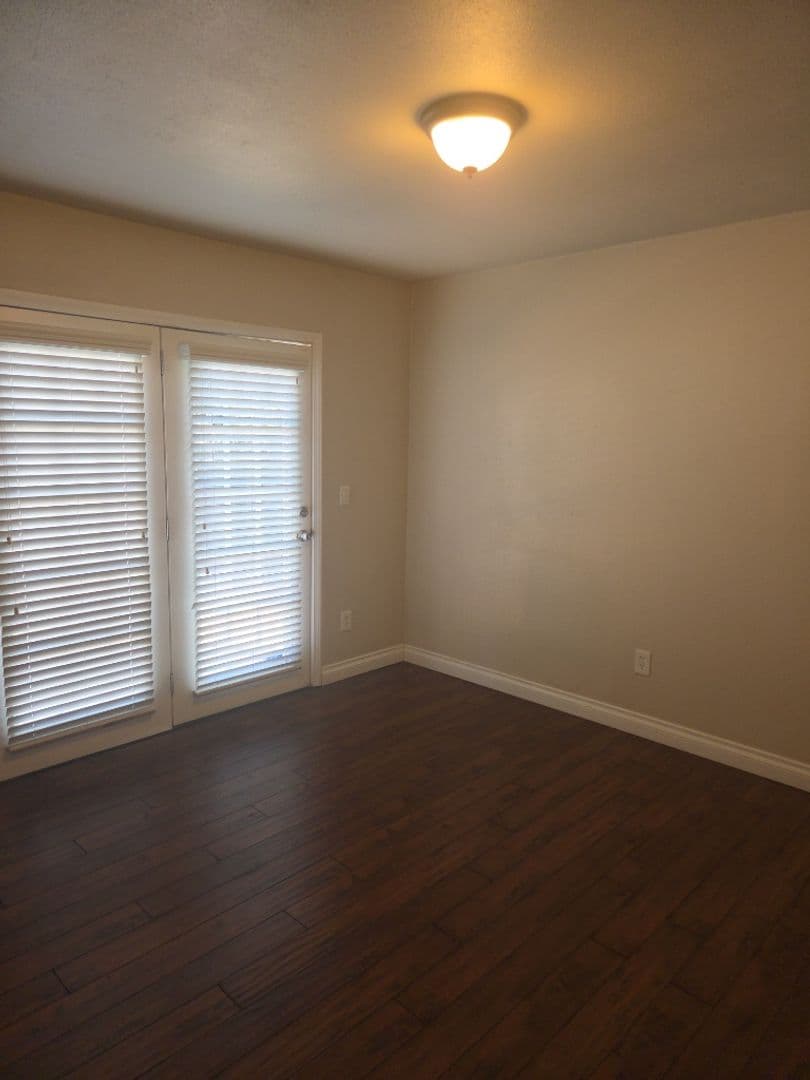 Sacramento House: 4205 56th St