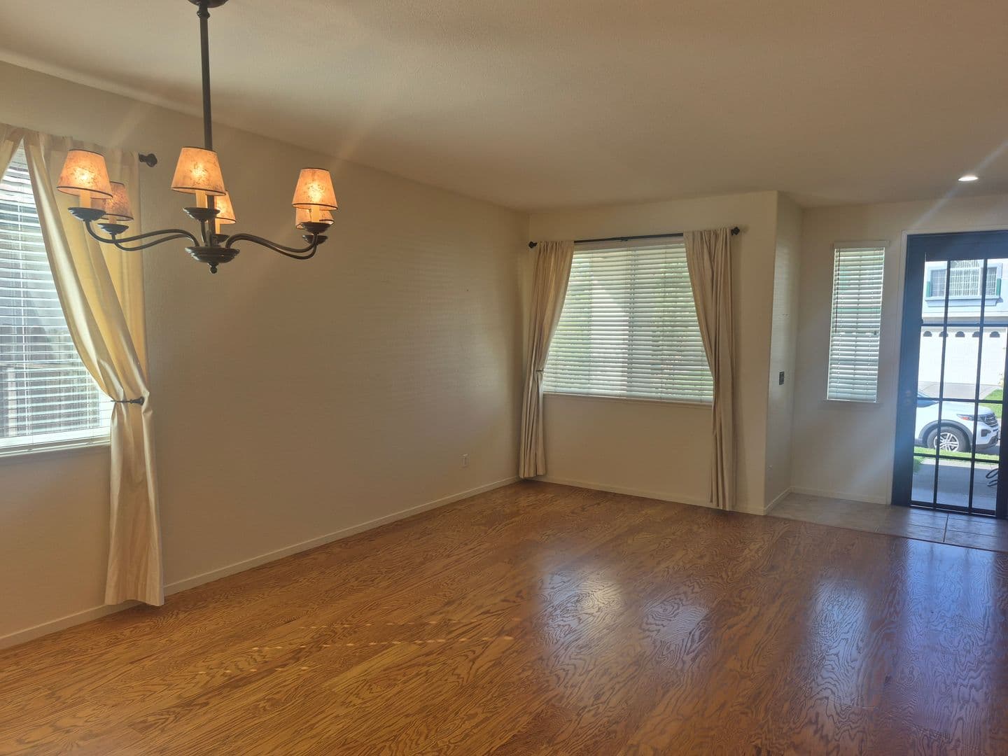 Citrus Heights House: 6504 Trailride Way