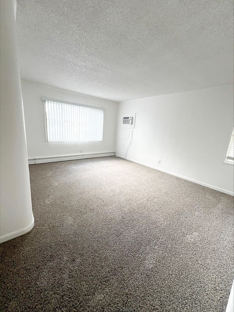 Sacramento Apartment: 1720 N Street