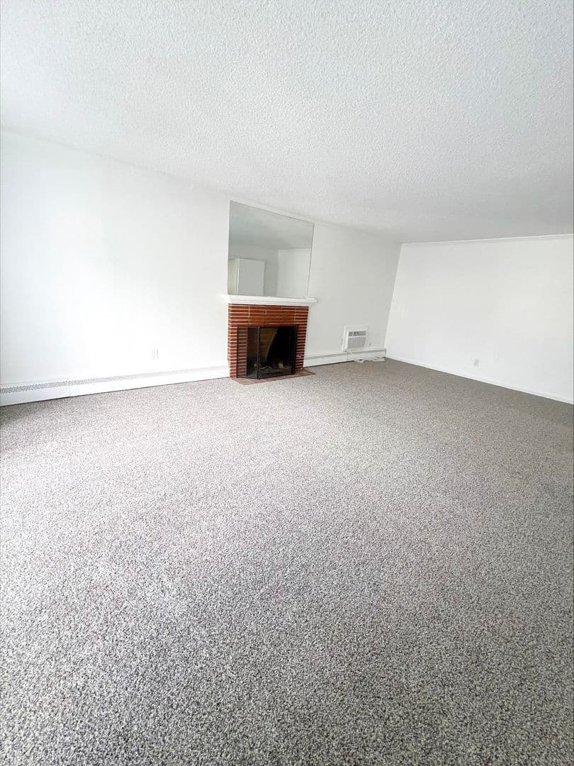 Sacramento Apartment: 1720 N Street
