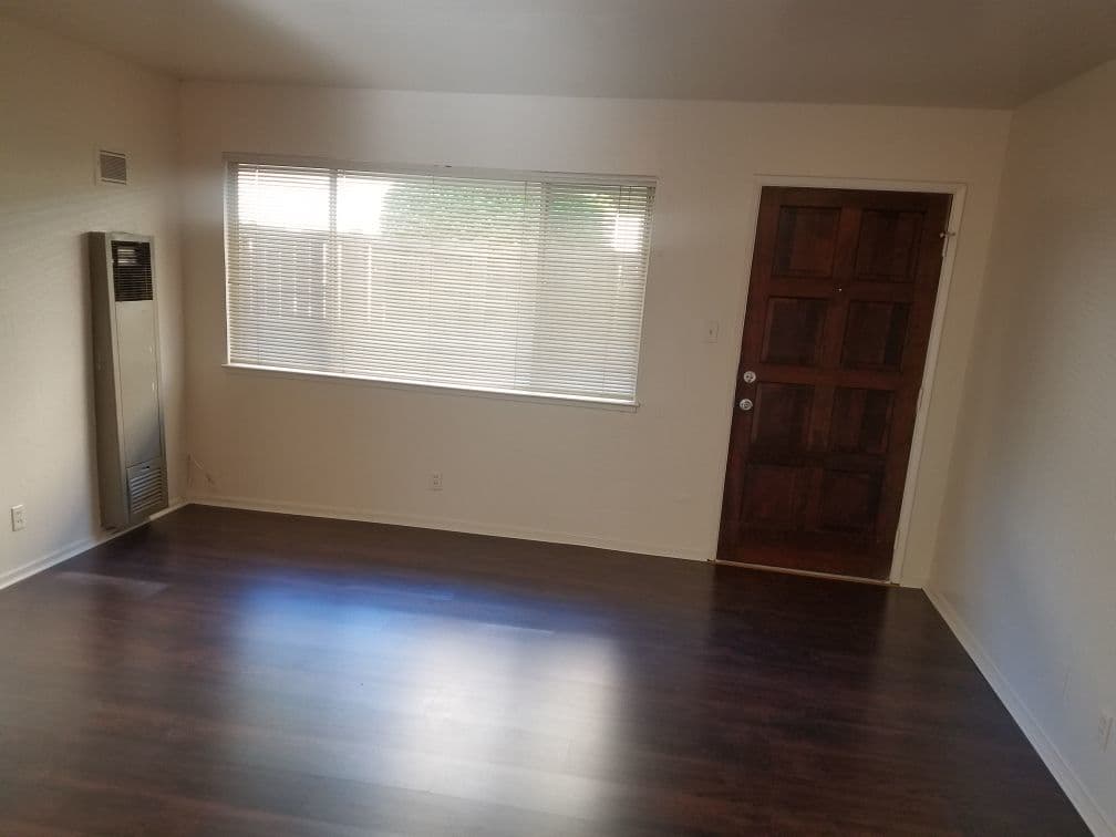 Sacramento Apartment: 1726 H Street