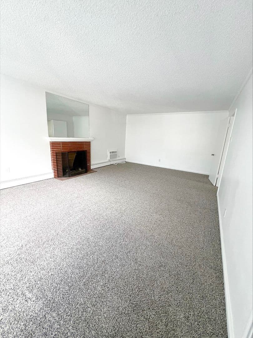 Sacramento Apartment: 1720 N Street