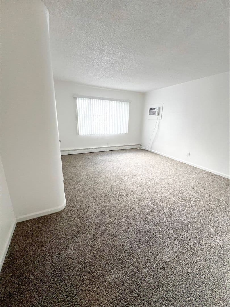 Sacramento Apartment: 1720 N Street