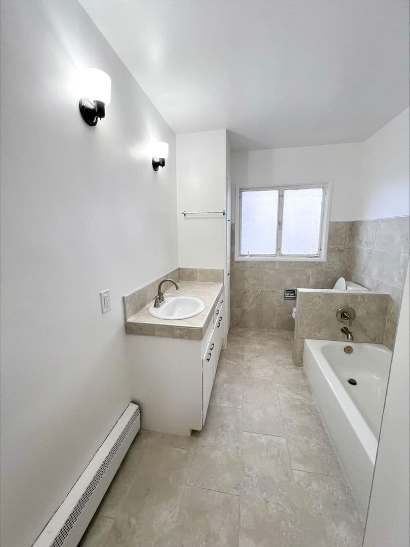 Sacramento Apartment: 1720 N Street
