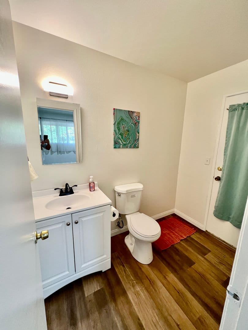 Lake Elsinore House: 33139 Gillette St.