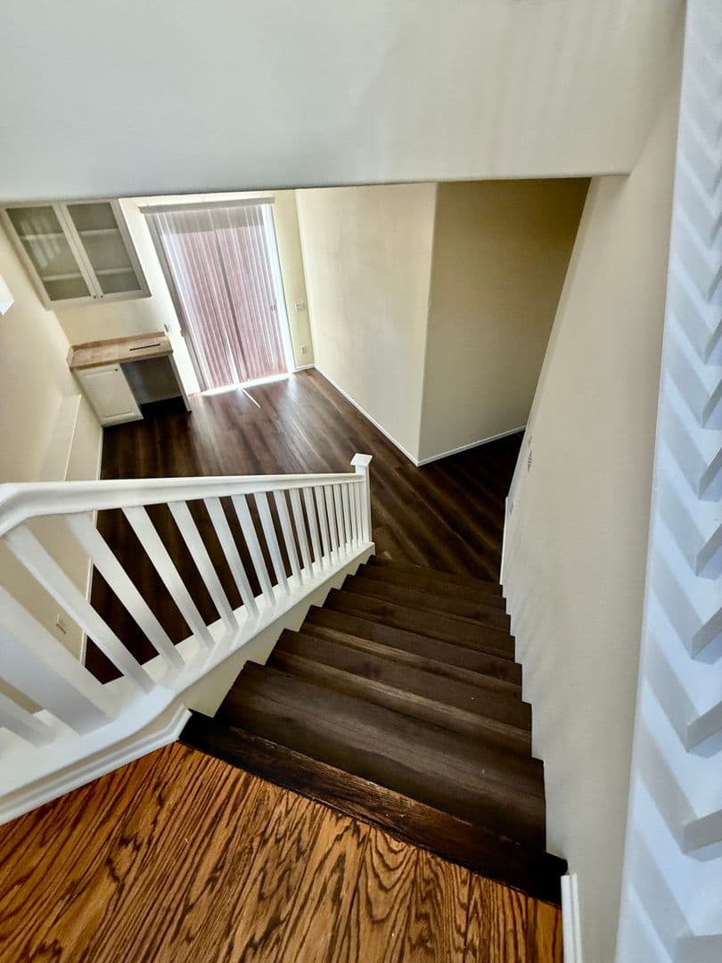 Riverside House: 11224 Parkway Ct