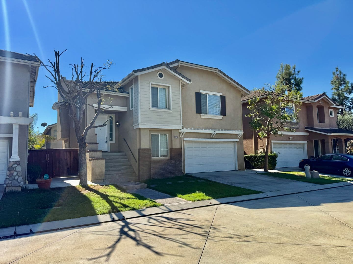 Riverside House: 11224 Parkway Ct