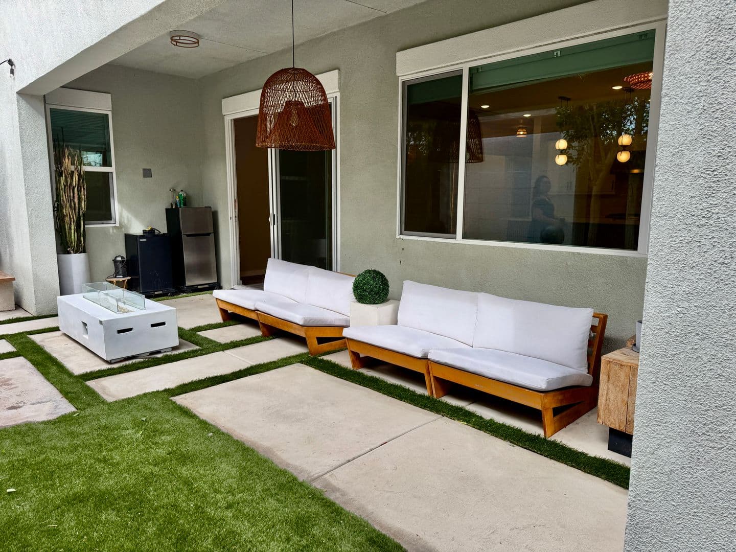 Ontario House: 2542 E Scarlett Ln, Ontario, CA 91762