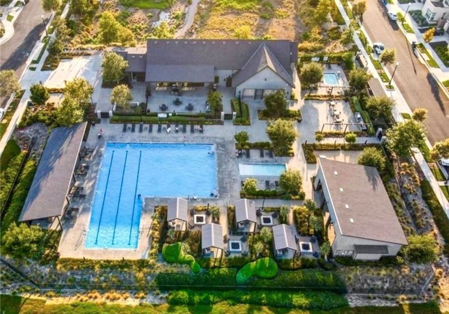 Ontario House: 2542 E Scarlett Ln, Ontario, CA 91762