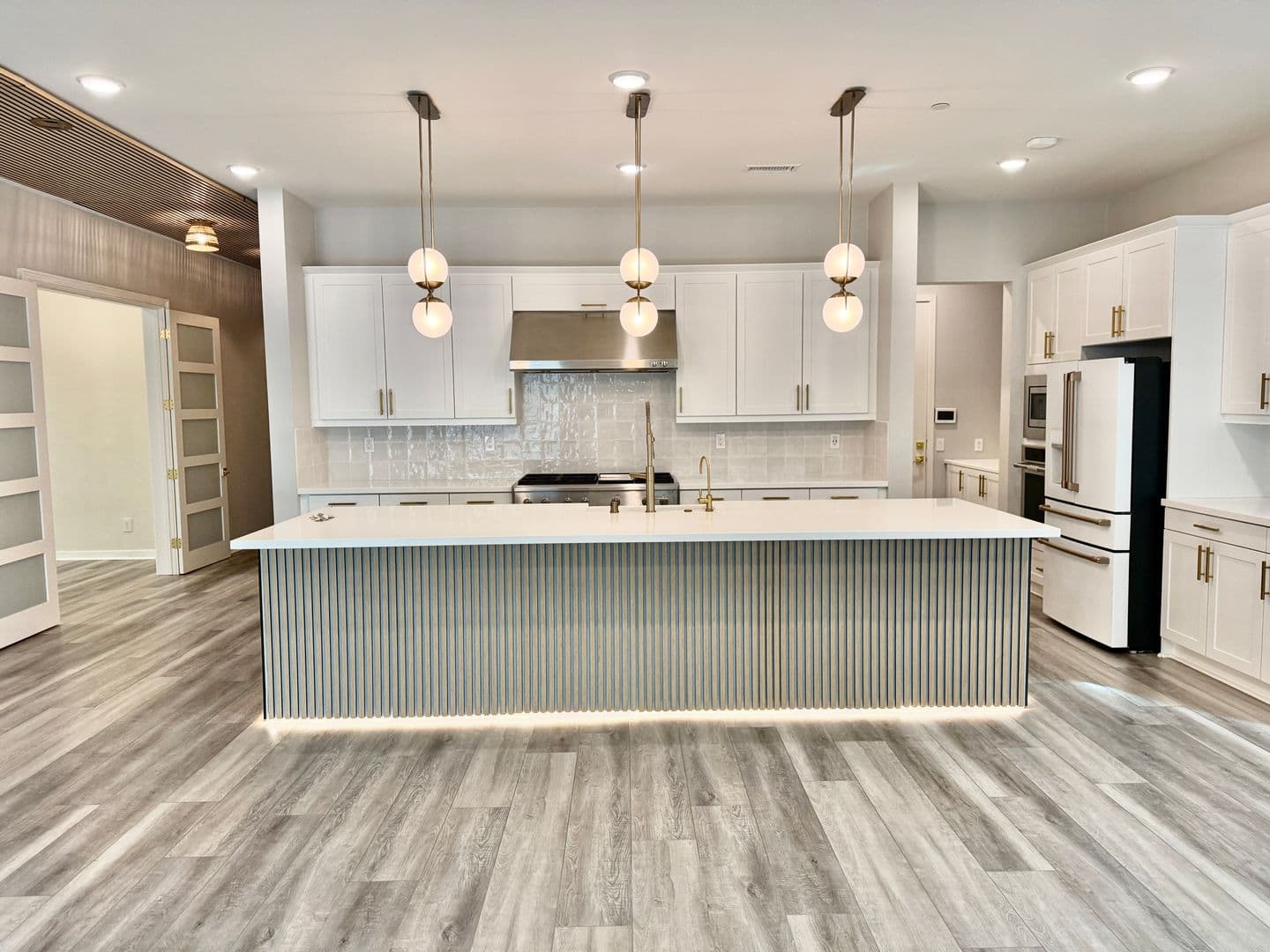 Ontario House: 2542 E Scarlett Ln, Ontario, CA 91762