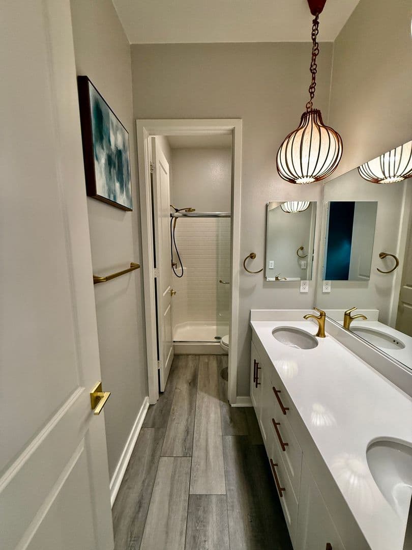 Ontario House: 2542 E Scarlett Ln, Ontario, CA 91762